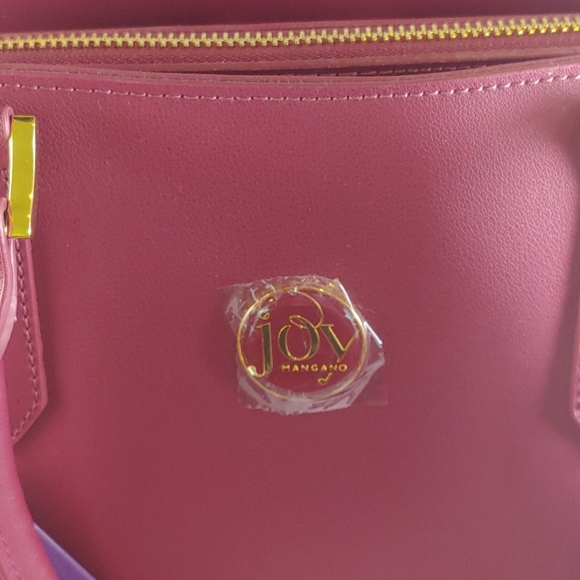 BRAND NEW JOY MANGANO LEATHER SHOULDER/TRAVEL BAG - Picture 8 of 8